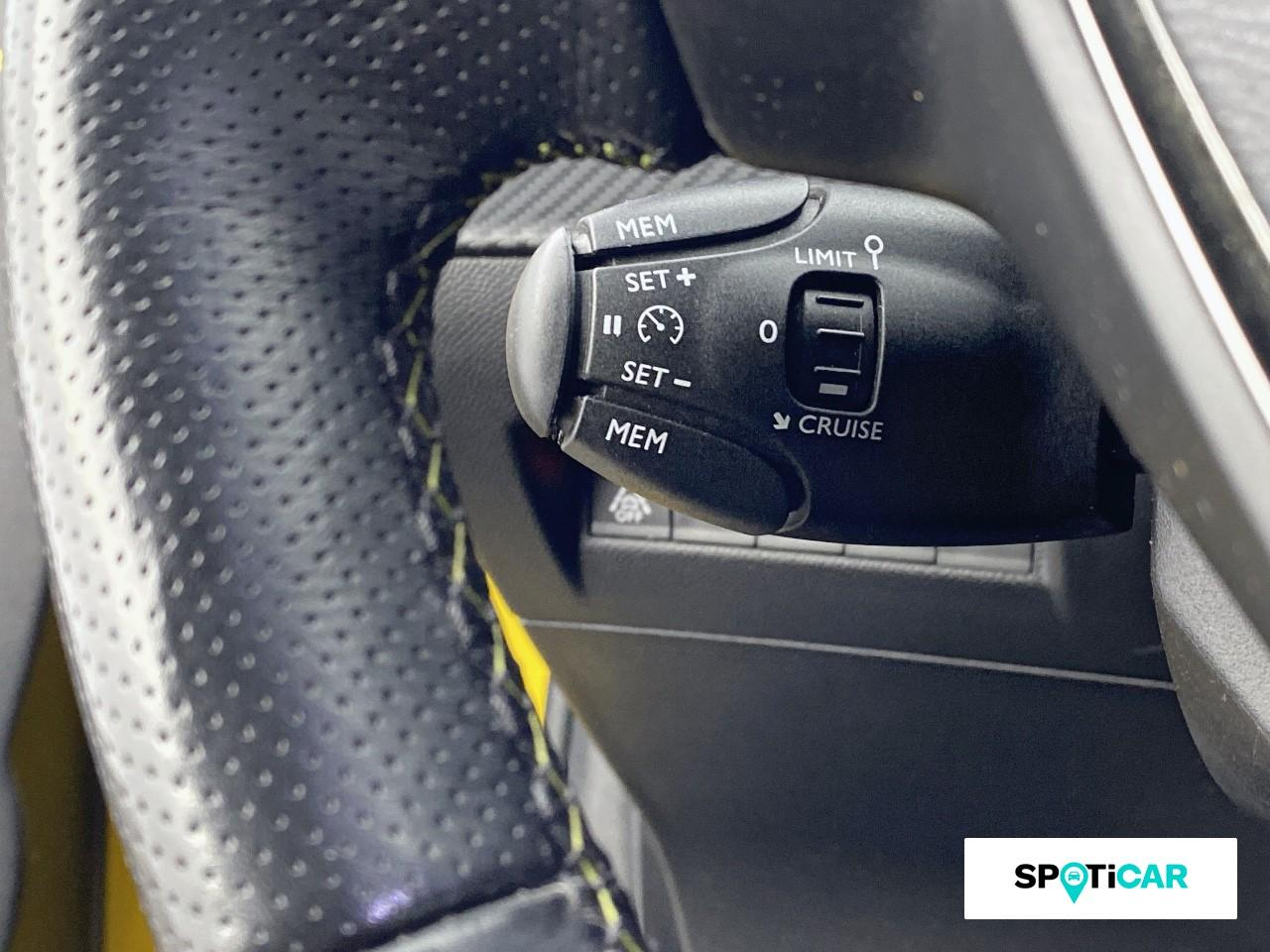 Peugeot 208 1.5 bluehdi 100ch s&s gt — photo 18