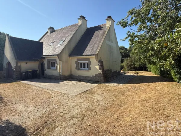 Vends maison - 122 m² - 5 pièces, 4 chambres - Pluvigner 56330