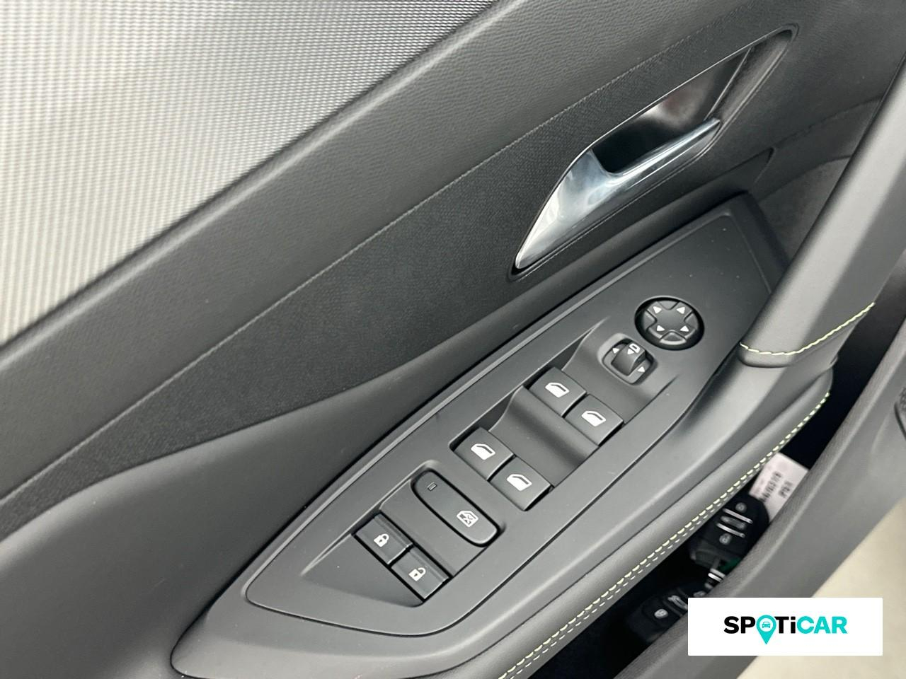 Peugeot 308 plug-in hybrid 195ch gt e-dcs7 — photo 16