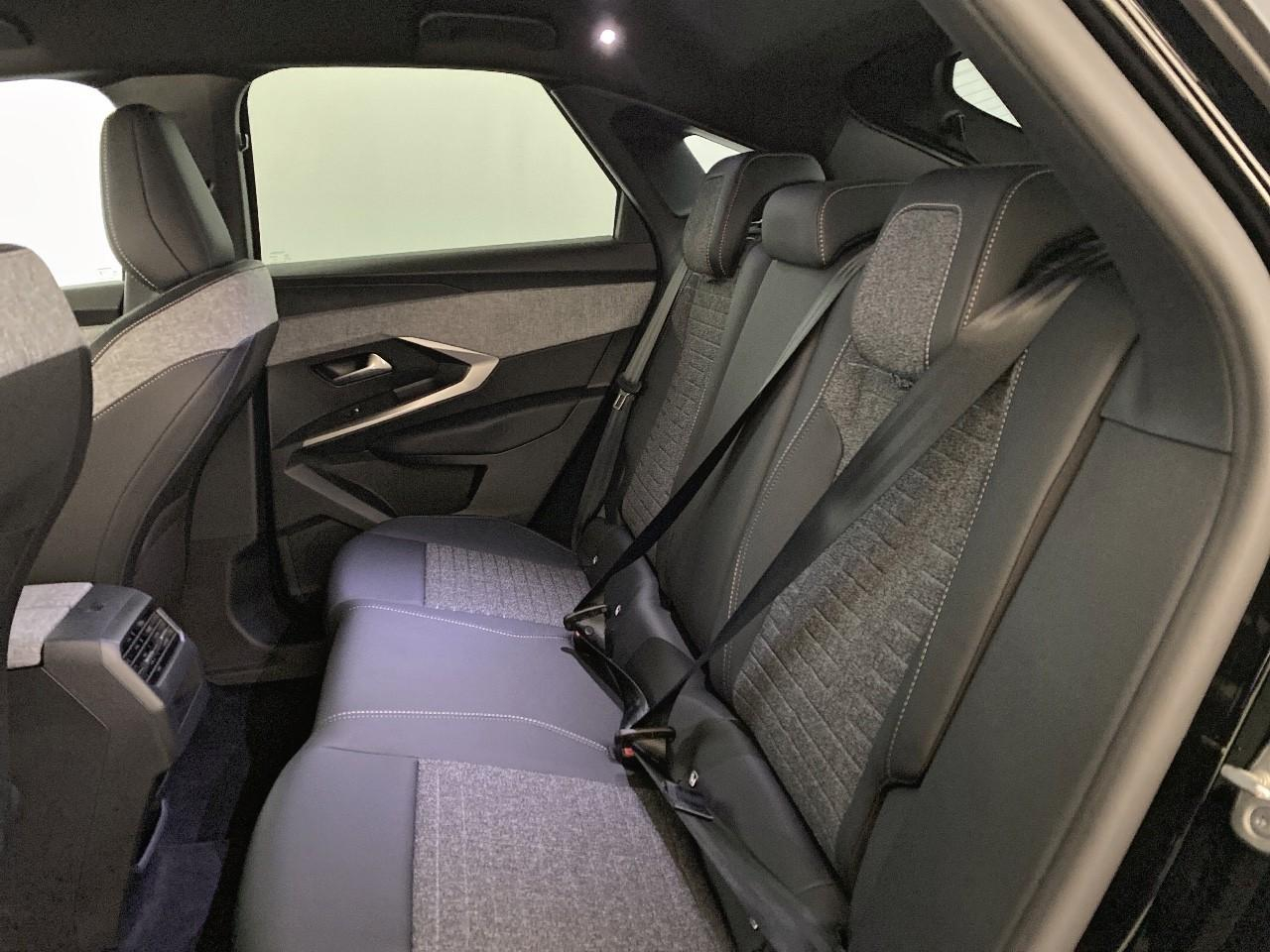 Peugeot 3008 hybrid 145 e-dcs6 allure — photo 10