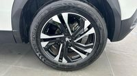 Peugeot 2008 1.2 PureTech 130ch S&S Allure Pack EAT8 — photo 11