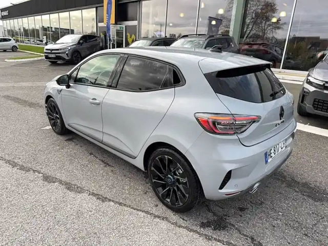 Renault Clio tce 90 ch gsr2 — photo 3