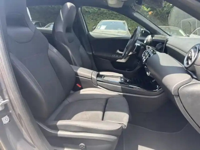 Mercedes Classe A 250 e amg line — photo 20