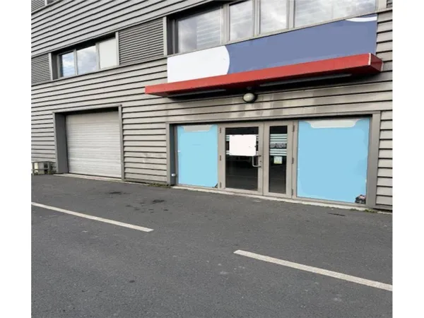 Local d'activité 190 m²