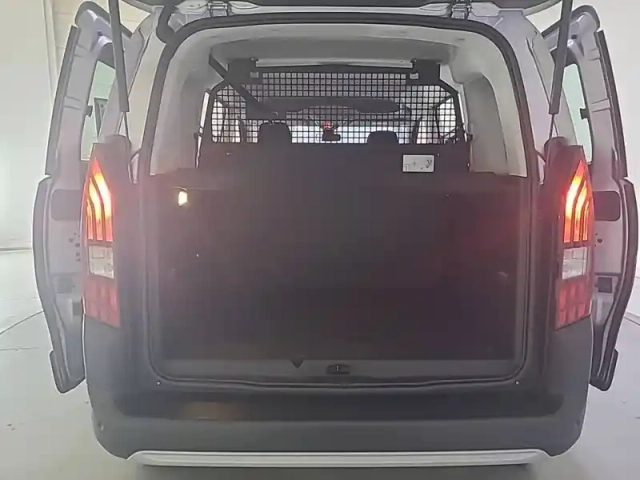 Peugeot Rifter standard bluehdi 130 s&amp;s bvm6 — photo 9