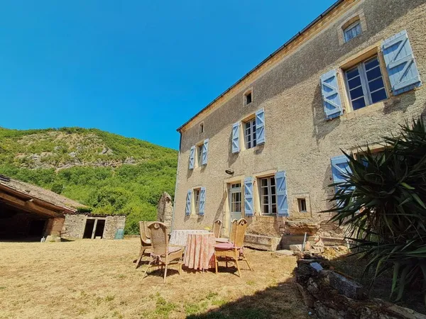 Maison 7 pièces 184 m²