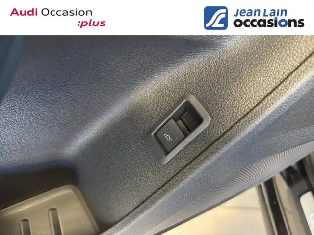 Audi Q3 35 tfsi 150 ch s tronic 7 — photo 20