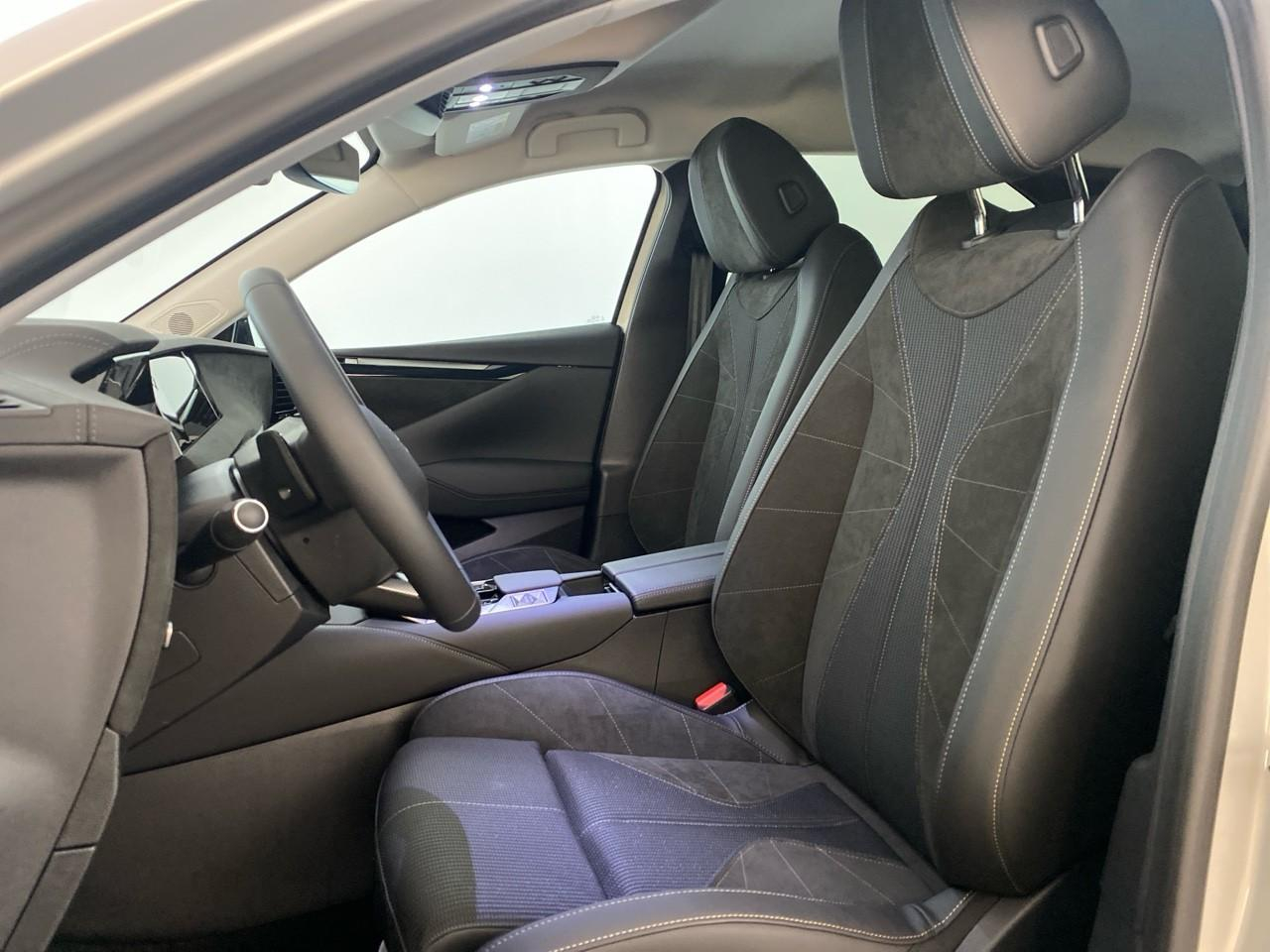 Ds Ds 4 bluehdi 130 eat8 etoile - alcantara — photo 9