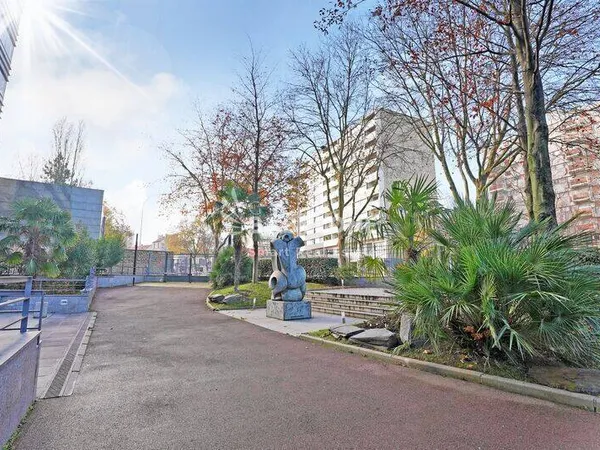 Bureaux 151 m²