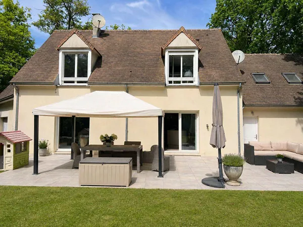Maison 6 pièces 170 m²