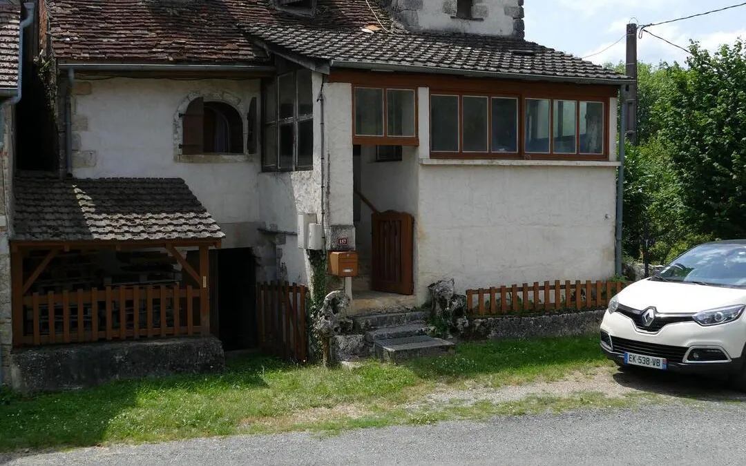 Photo 1