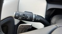 Land-Rover Discovery Sport P300e 309ch Dynamic SE — photo 24