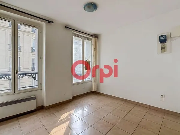 Chambre de service 1 pièce 18 m²