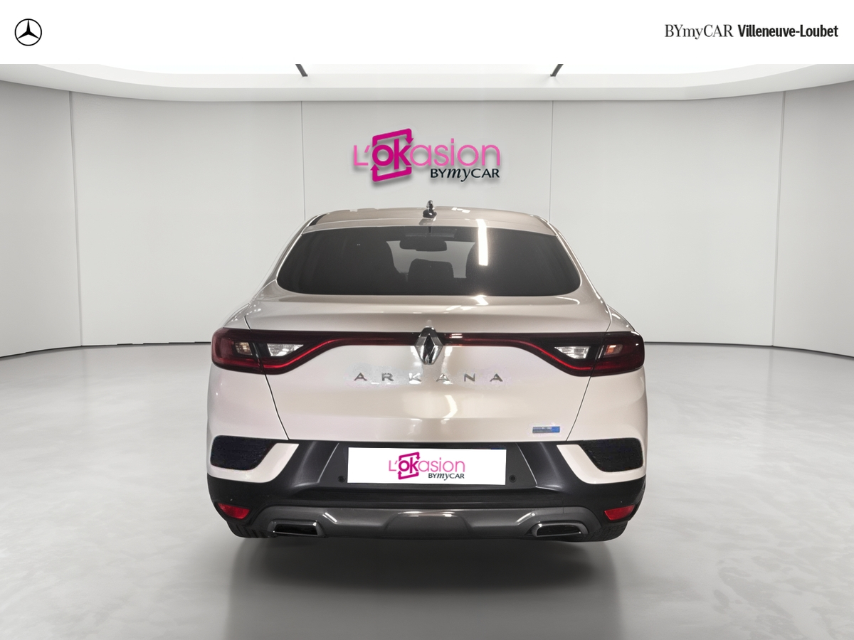 Renault Arkana E-Tech 145 - 21B — photo 4
