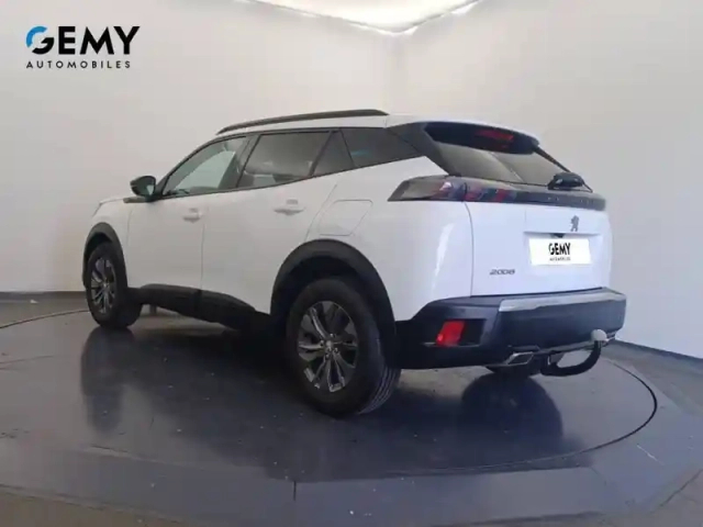 Peugeot 2008 puretech 130 s&amp;s eat8 — photo 7