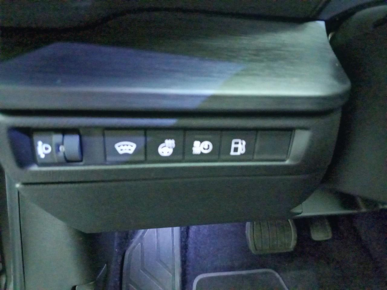 Citroën C5 X hybride rechargeable 225 s&s e-eat8 shine — photo 28