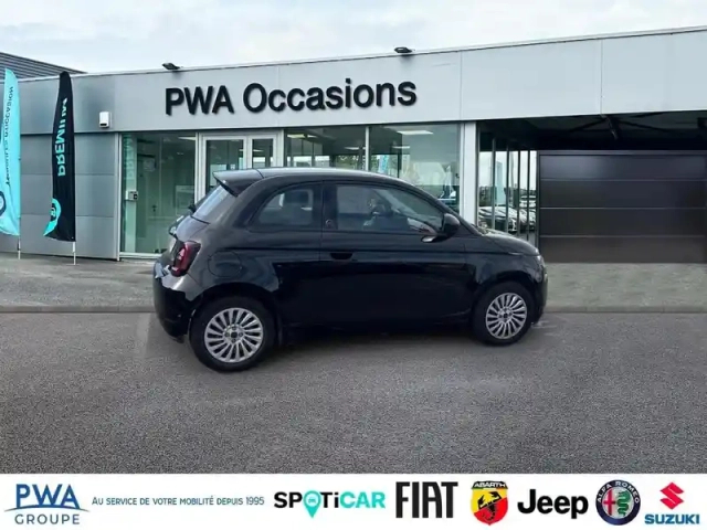 Fiat 500 e 95ch (red) my25 — photo 4