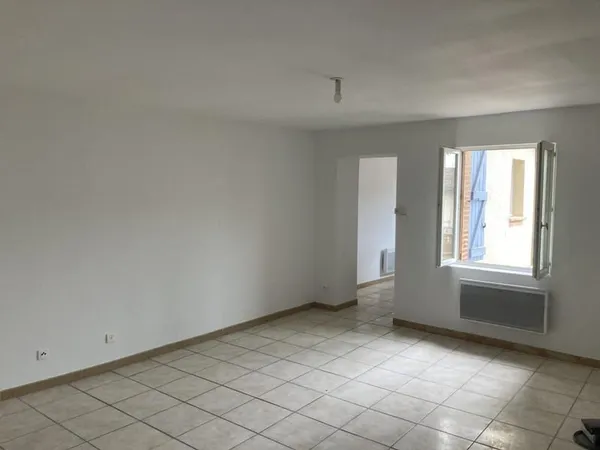 APPARTEMENT T4 NEGREPELISSE