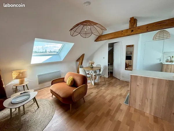 Loue appartement colocation (2 étudiants)