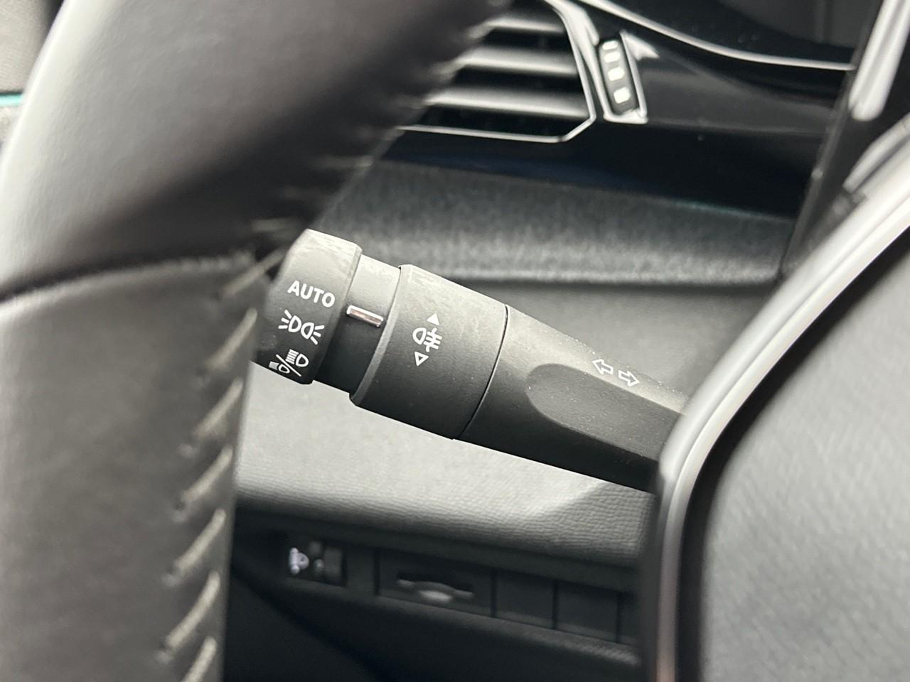 Peugeot 308 puretech 130ch s&s bvm6 allure — photo 17