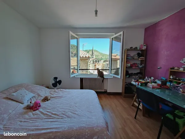 Grand appartement 4 chambres