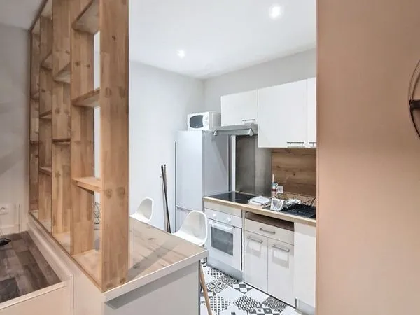Studio meublé 26 m² avec climatisation et parking privé - Moirans