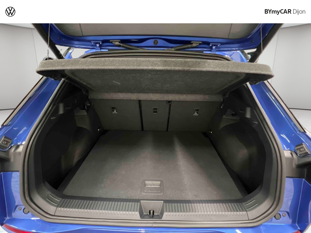 Volkswagen T-Roc 1.5 eTSI Hybrid 150 ch DSG7 — photo 13