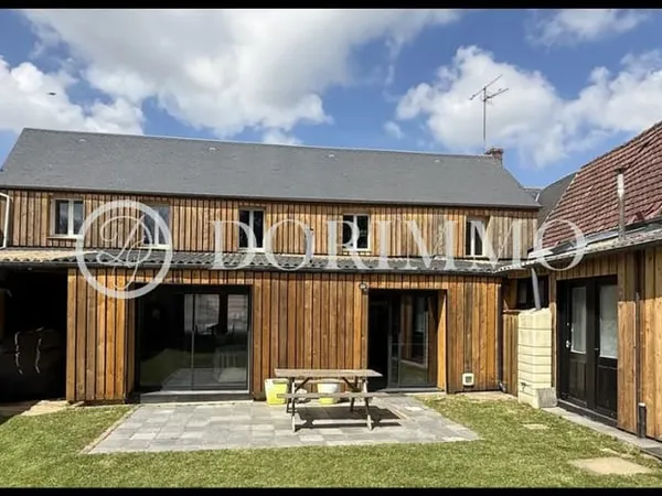 TRES BEAUX VOLUMES HABITABLE DE SUITE IDEALE GRANDE FAM