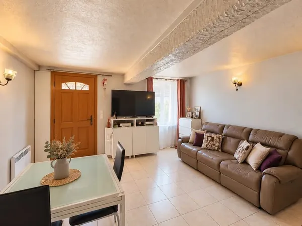 Maison familiale - 3 chambres - granges