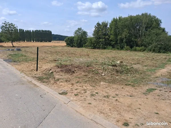 A VENDRE Terrain a batir 2600m2