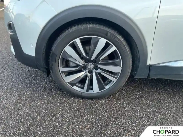 Peugeot 3008 hybrid4 300 e-eat8 — photo 12