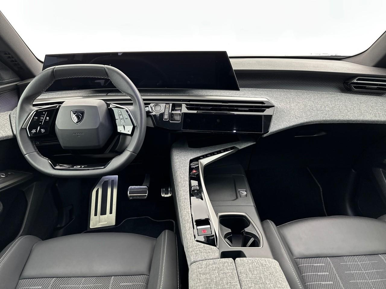 Peugeot 3008 hybrid 136 e-dcs6 gt — photo 11