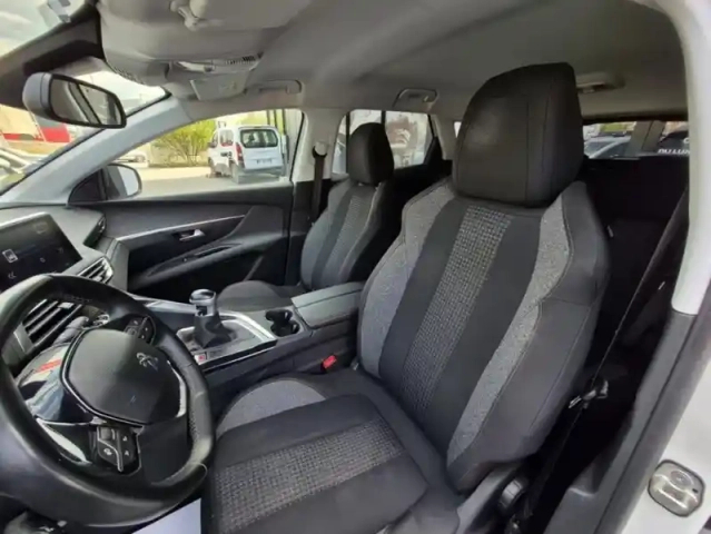 Peugeot 3008 ii bluehdi 130 s&amp;s active business — photo 13