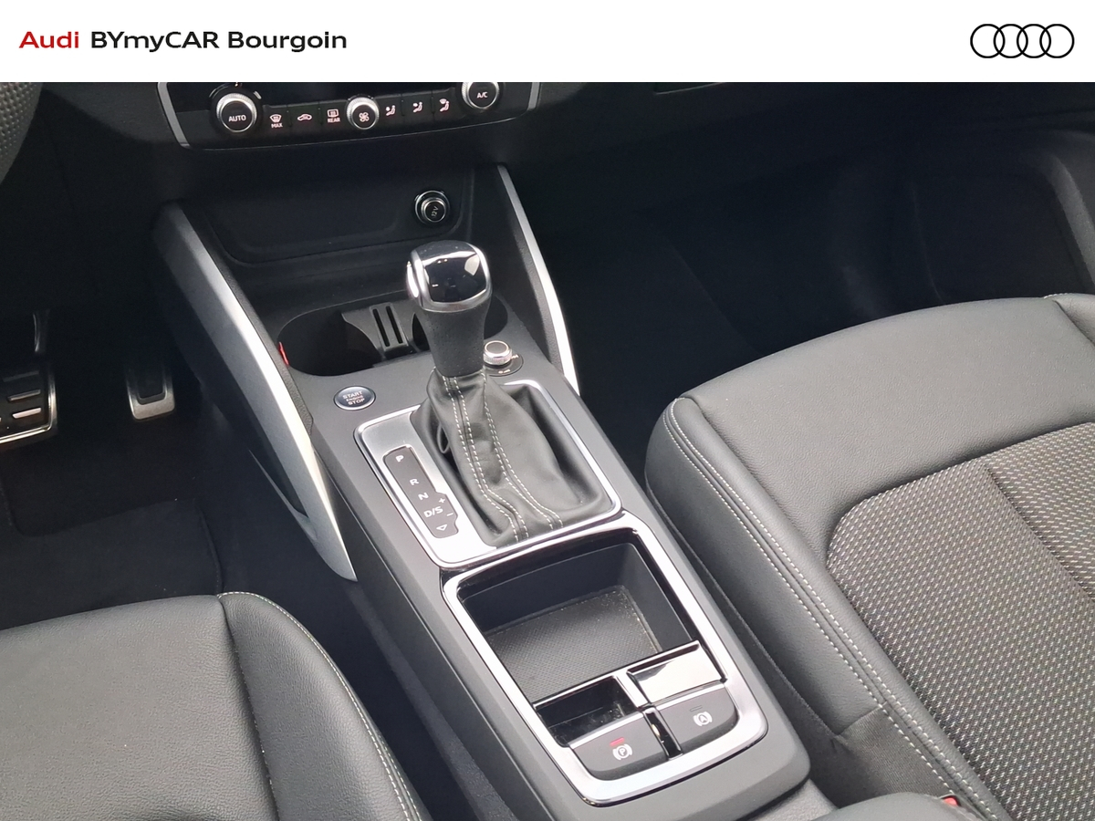 Audi Q2 35 TFSI 150 S tronic 7 — photo 17