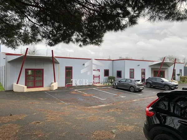 Bureaux 426 m²