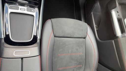 Mercedes Classe GLA 250e 218 EQ Power 8G-DCT - AMG Line – 2023 – 58219 km – Hybride rechargeable – Boîte Automatique — photo 35