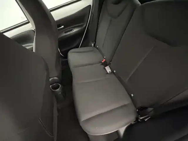 Toyota Aygo 1.0 s-cvt 72 dynamic — photo 18
