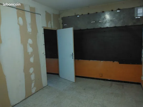 Stockage Location Château-Arnoux-Saint-Auban 13m² 100€