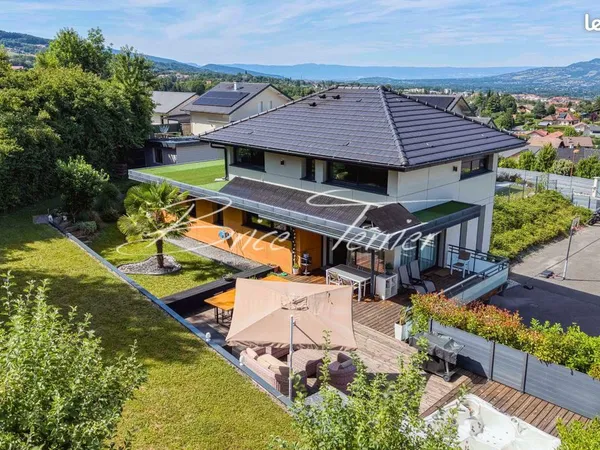 Villa 6 pièces 154 m²