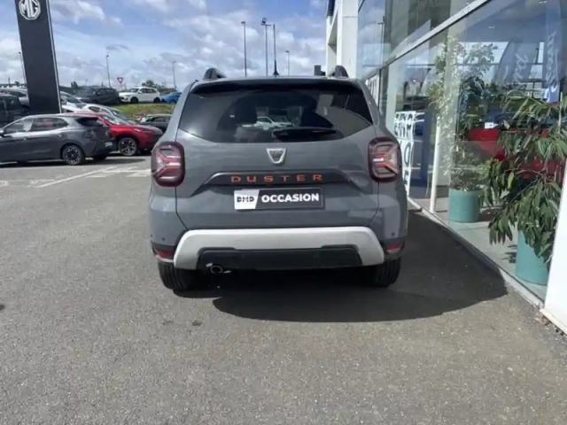 Dacia Duster 1.5 blue dci 115ch prestige 4x2 — photo 6