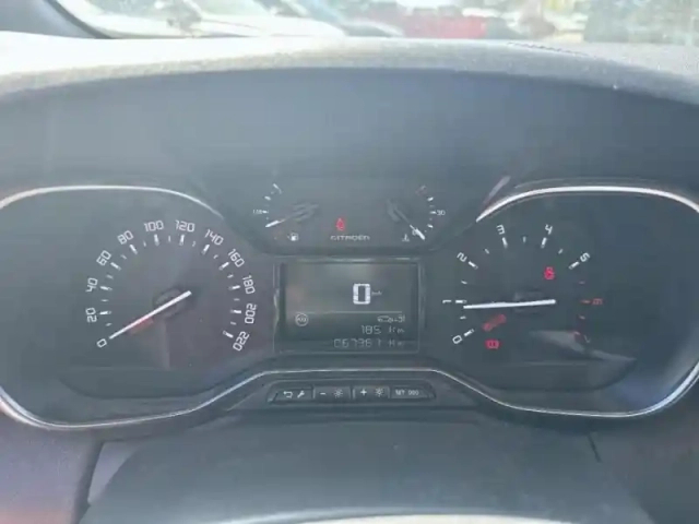 Citroën C3 Aircross puretech 110ch s&amp;s shine — photo 15