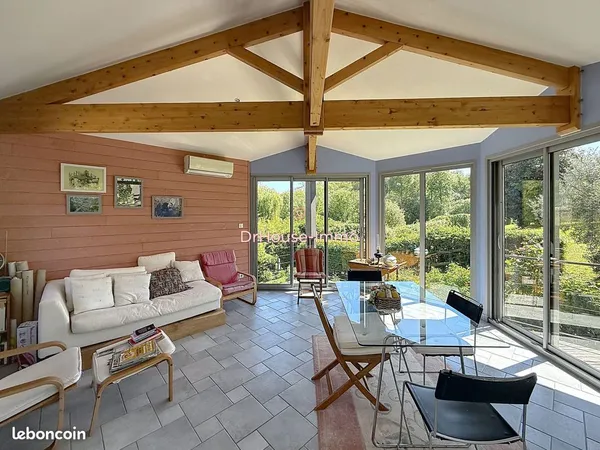 Maison 8 pièces 175 m²