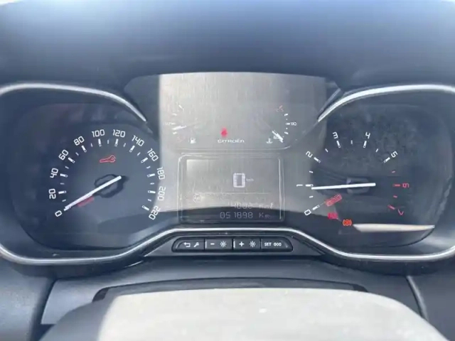 Citroën C3 Aircross puretech 110 s&amp;s bvm6 — photo 22