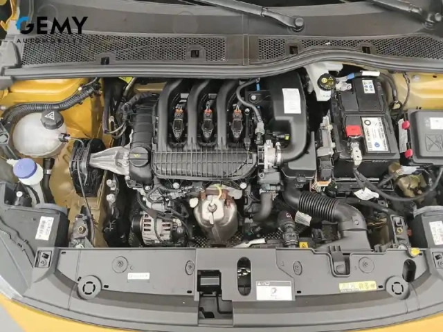 Peugeot 208 puretech 75 s&amp;s bvm5 — photo 12