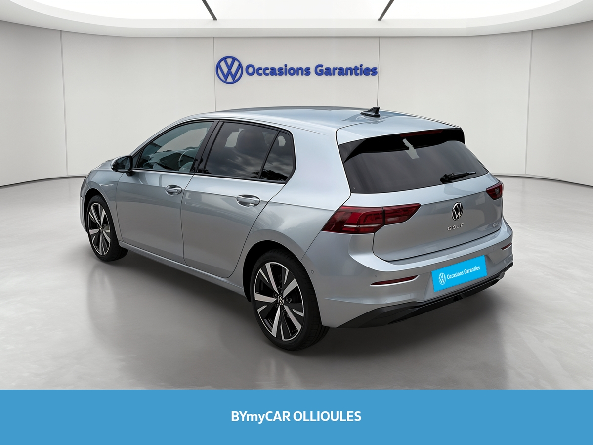 Volkswagen Golf 1.5 eTSI EVO2 116 DSG7 — photo 3