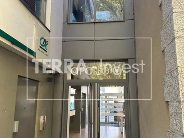 Bureaux 302 m²