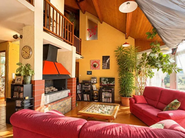 Maison 8 pièces 180 m²