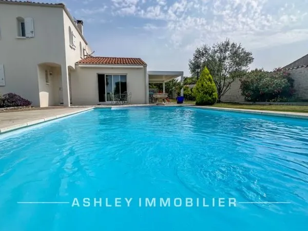 Maison de luxe 6 pièces 180 m²