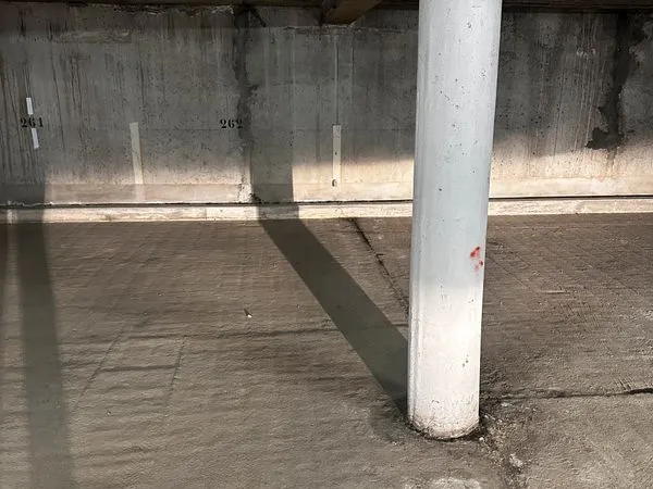 Parking fermé sécurisé, avenue Montaigne, Angers
