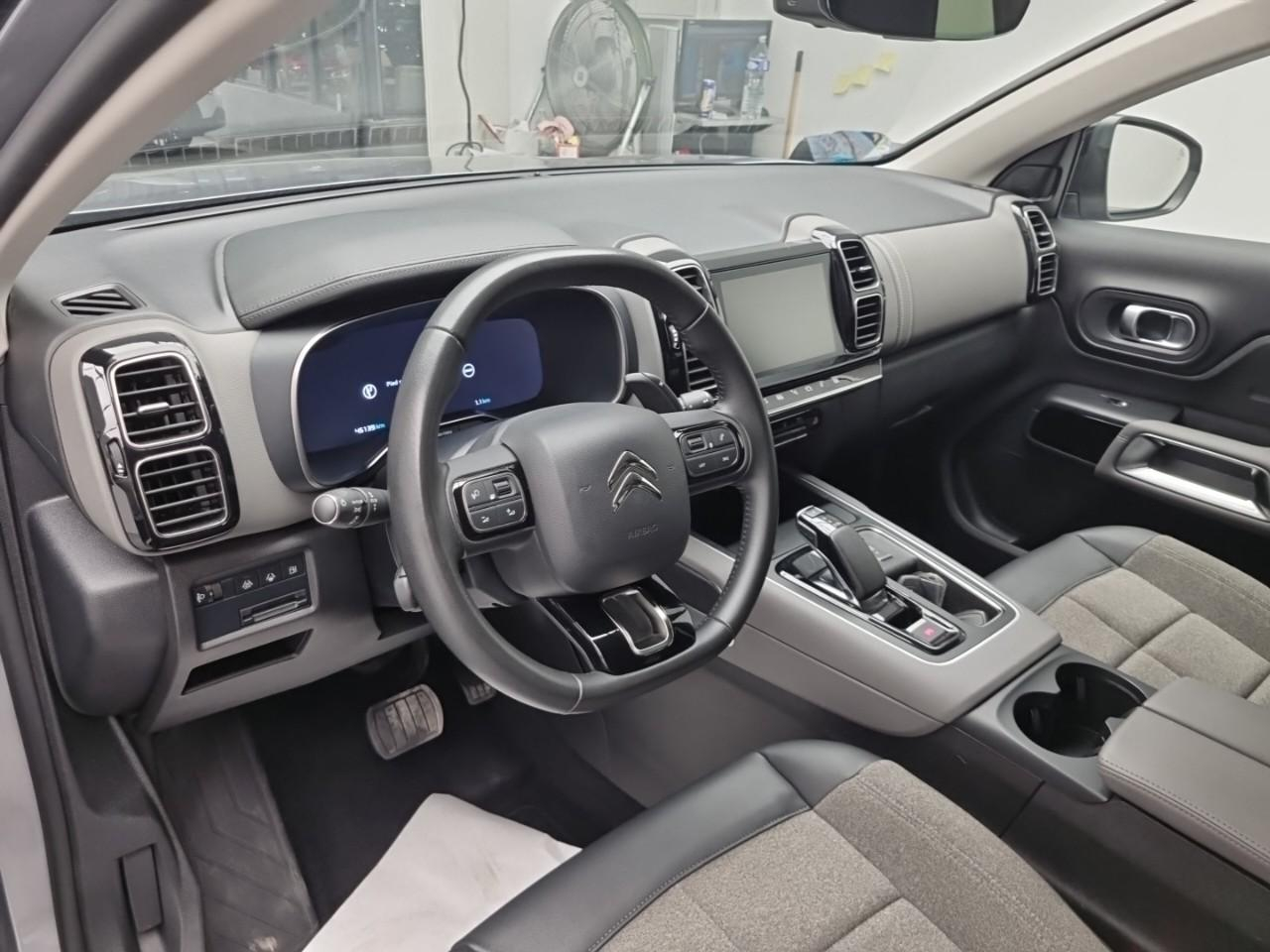 Citroën C5 Aircross hybride rechargeable 225 e-eat8 c-series — photo 9